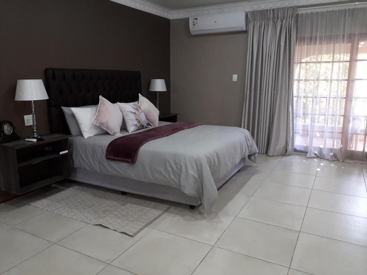 Tuscany Vryburg Extérieur photo