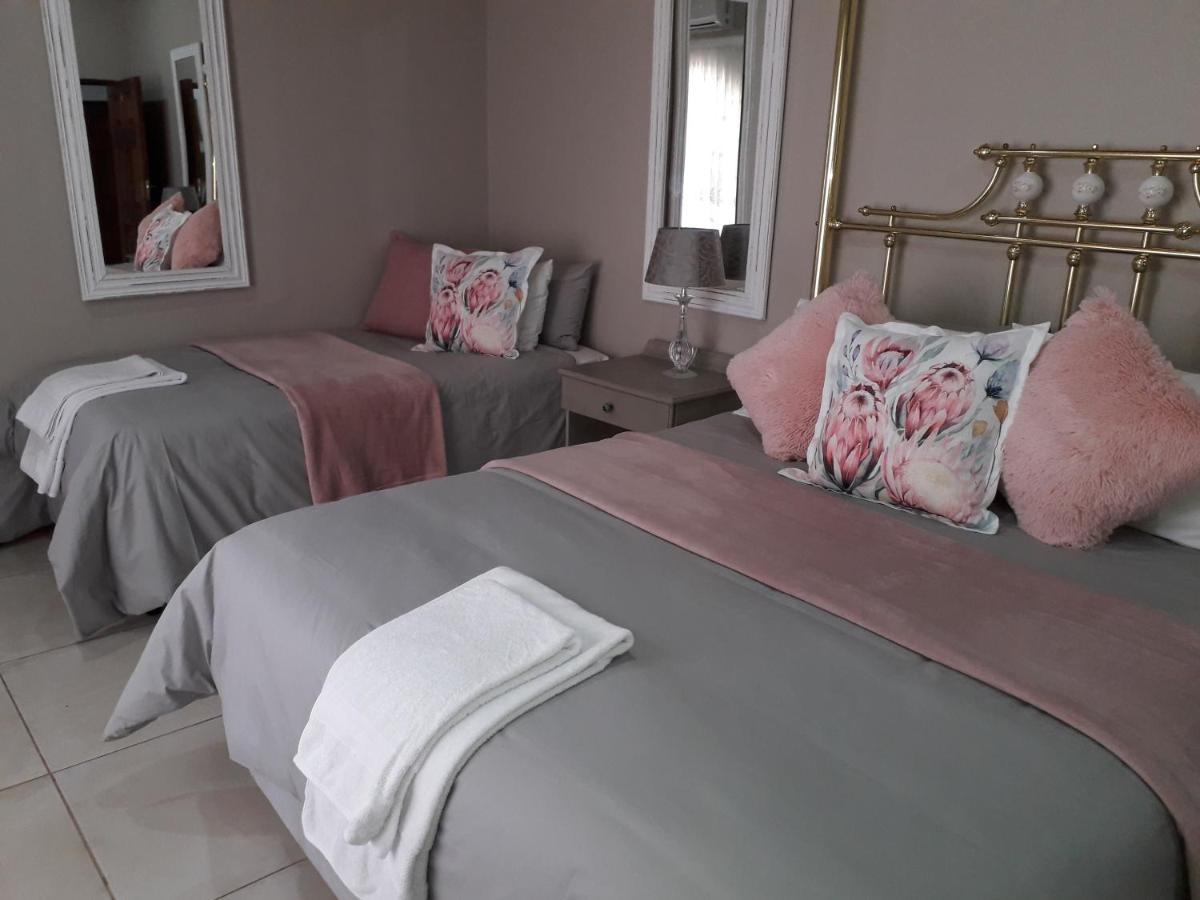 Tuscany Vryburg Extérieur photo