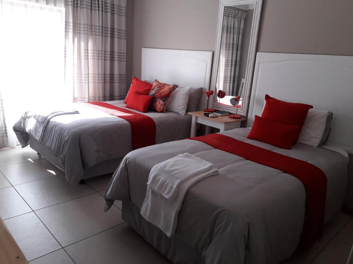 Tuscany Vryburg Extérieur photo