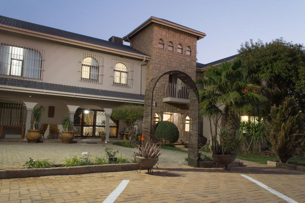 Tuscany Vryburg Extérieur photo