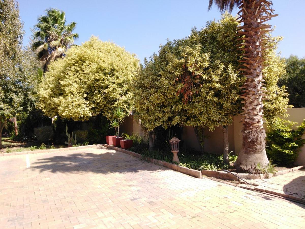 Tuscany Vryburg Extérieur photo